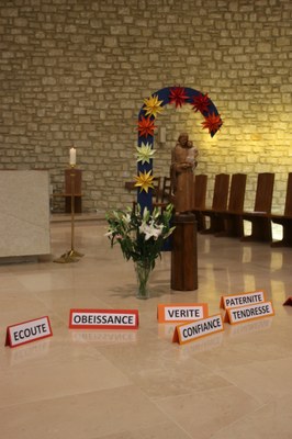 deco st joseph 3.jpg